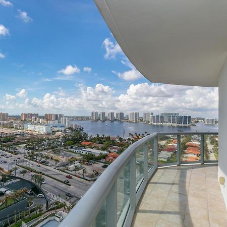 Ocean View 25Th Floor At Marenas Beach Resort By Ammosfl Miami Beach Exterior foto