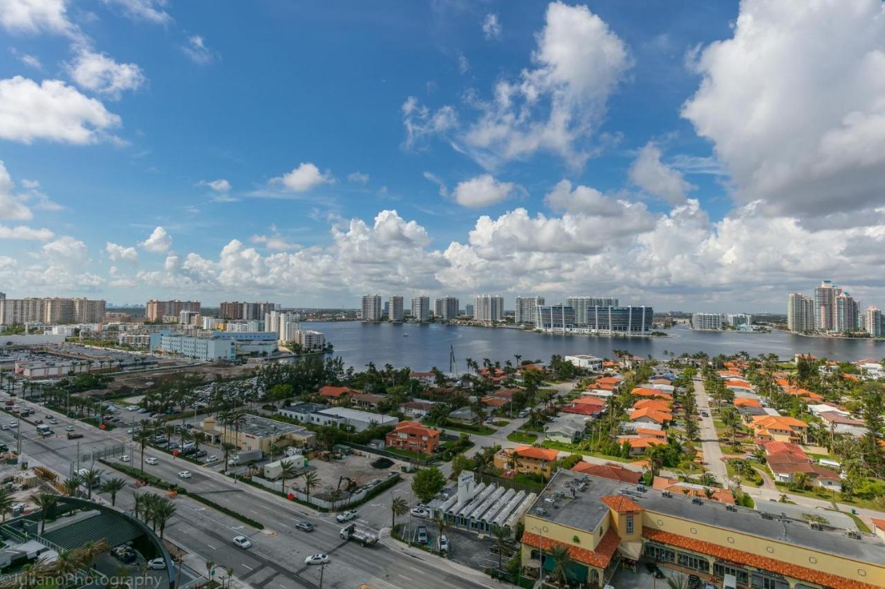 Ocean View 25Th Floor At Marenas Beach Resort By Ammosfl Miami Beach Exterior foto