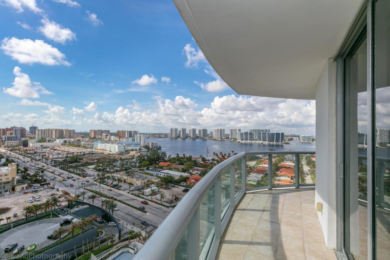 Ocean View 25Th Floor At Marenas Beach Resort By Ammosfl Miami Beach Exterior foto